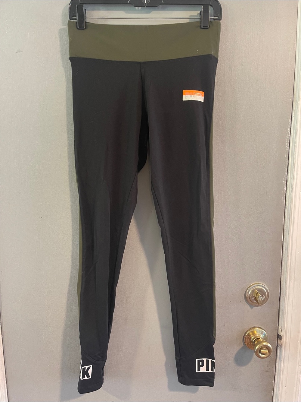 PINK Victoria's Secret Ultimate Yoga Black Leggings with Olive Waistband Size S